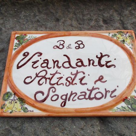 Viandanti, Artisti E Sognatori Bed & Breakfast Comano  Exterior photo