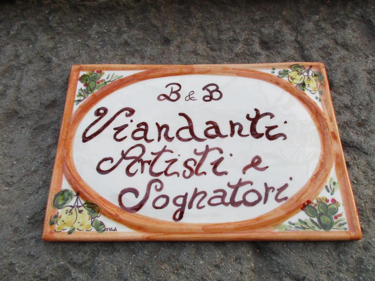 Viandanti, Artisti E Sognatori Bed & Breakfast Comano  Exterior photo